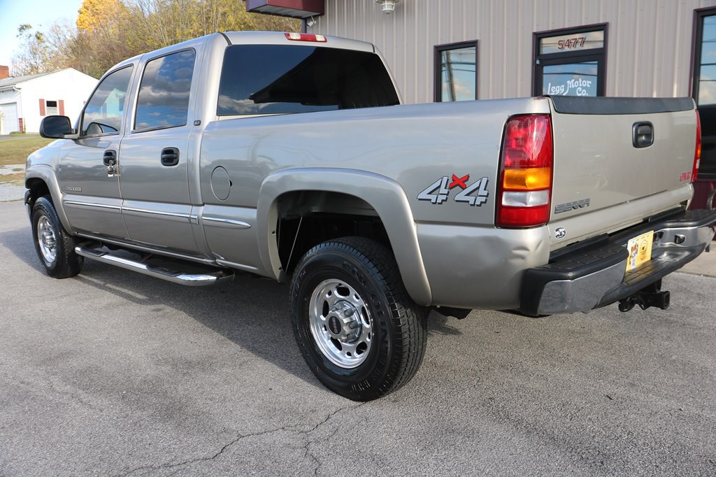 2001 GMC Sierra Image 7