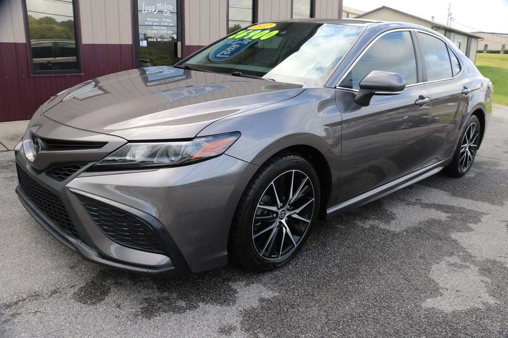 2022 Toyota Camry Image 2