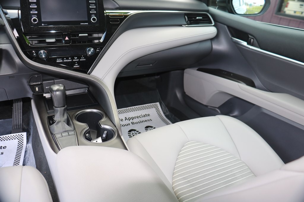 2022 Toyota Camry Image 13