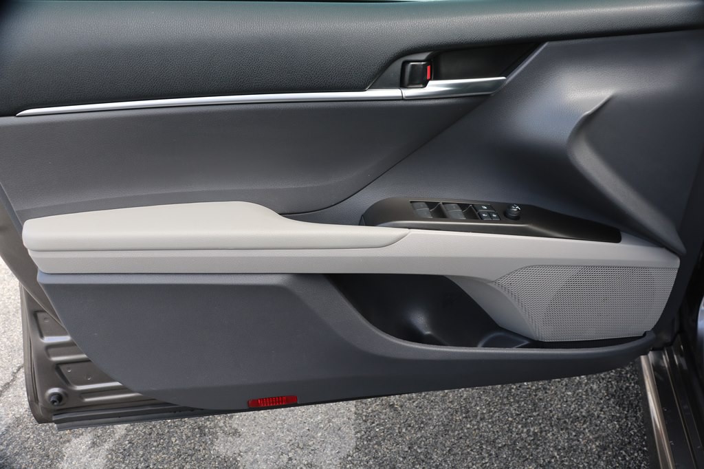 2022 Toyota Camry Image 19