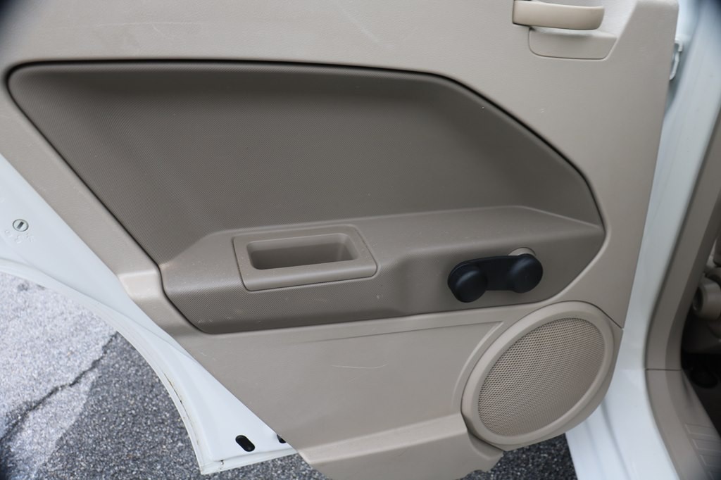 2007 Dodge Caliber Image 17
