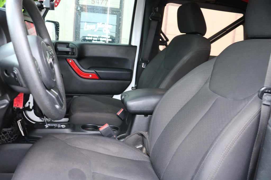 2016 Jeep Wrangler Image 14