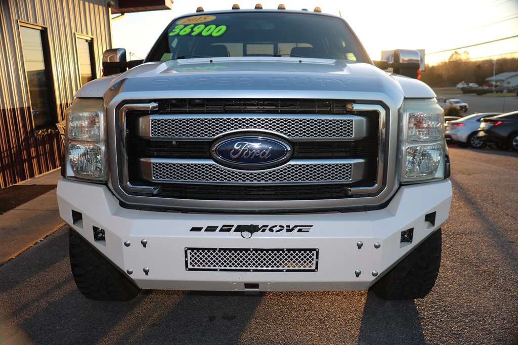 2015 Ford F-250 Image 3
