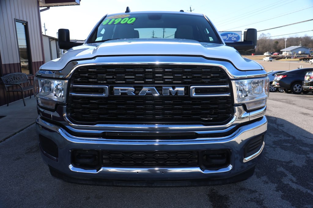 2022 RAM 2500 Image 3