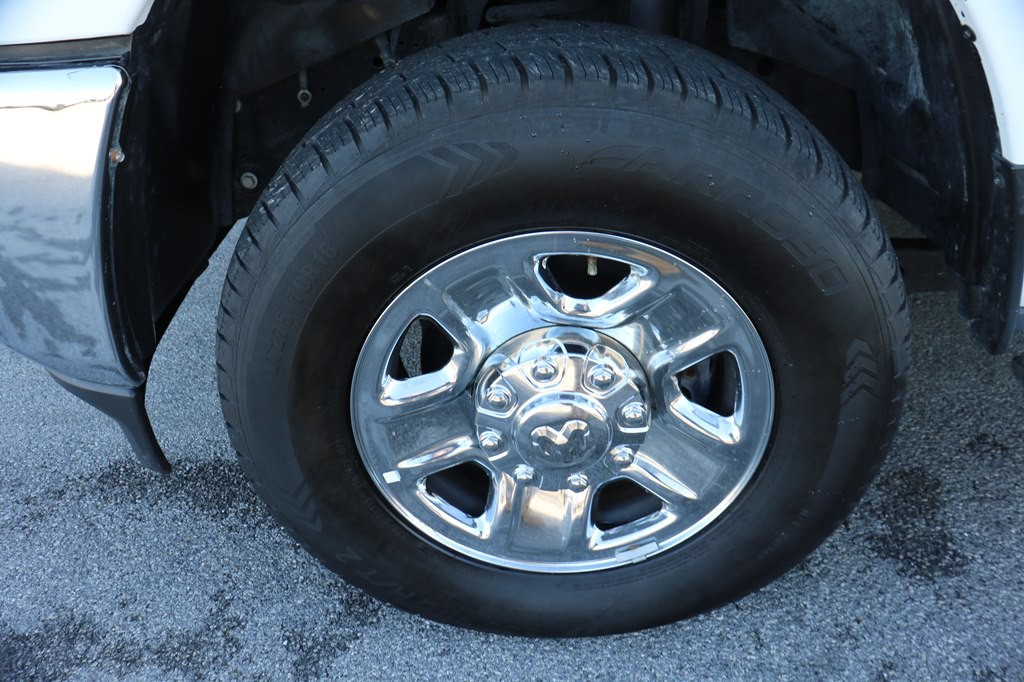 2022 RAM 2500 Image 9