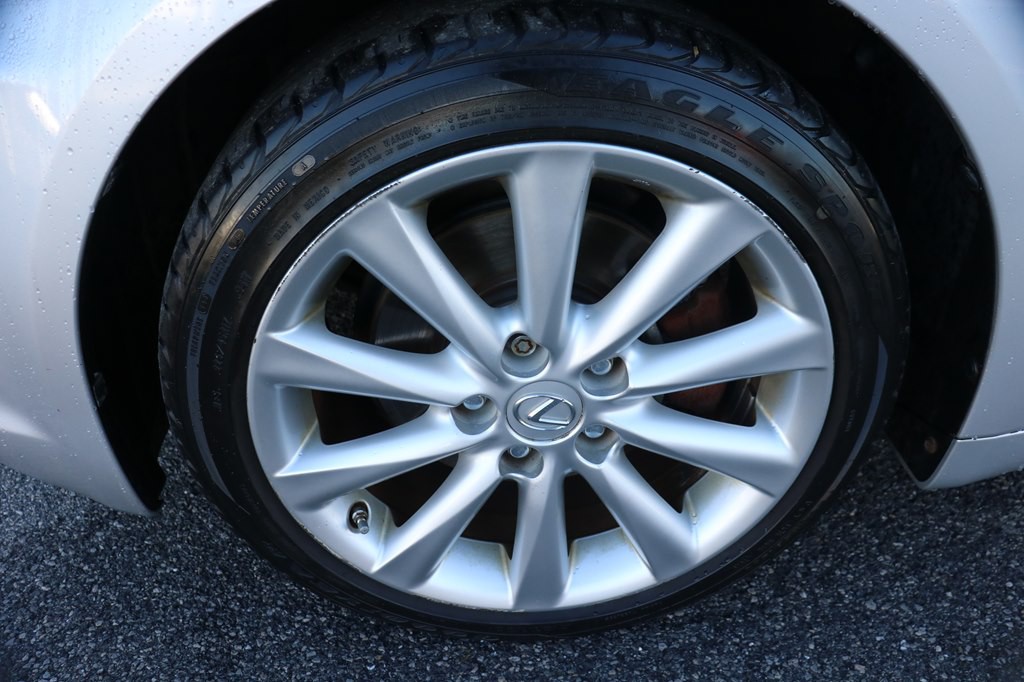 2009 Lexus IS Image 9