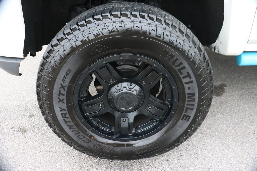 2018 Chevrolet Silverado 1500 Image 9