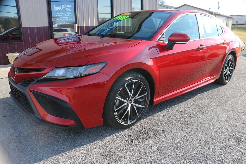 2021 Toyota Camry Image 2