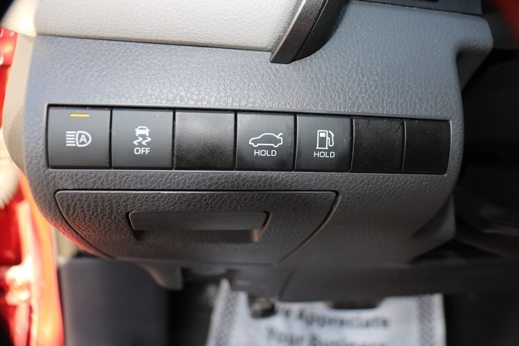 2021 Toyota Camry Image 15