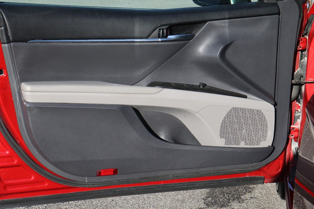 2021 Toyota Camry Image 21