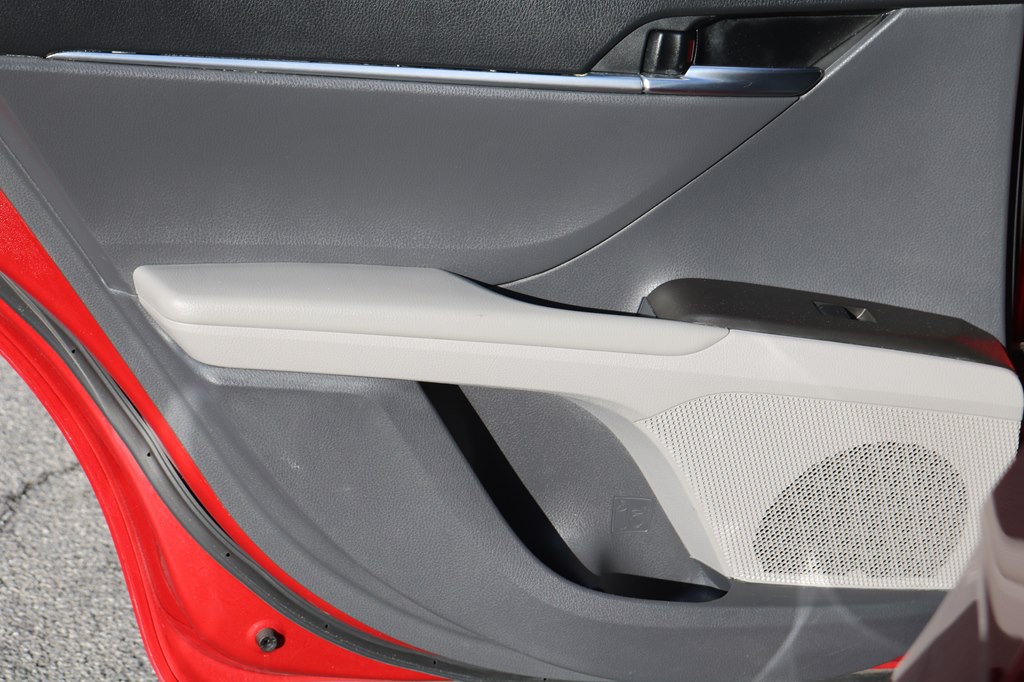 2021 Toyota Camry Image 22