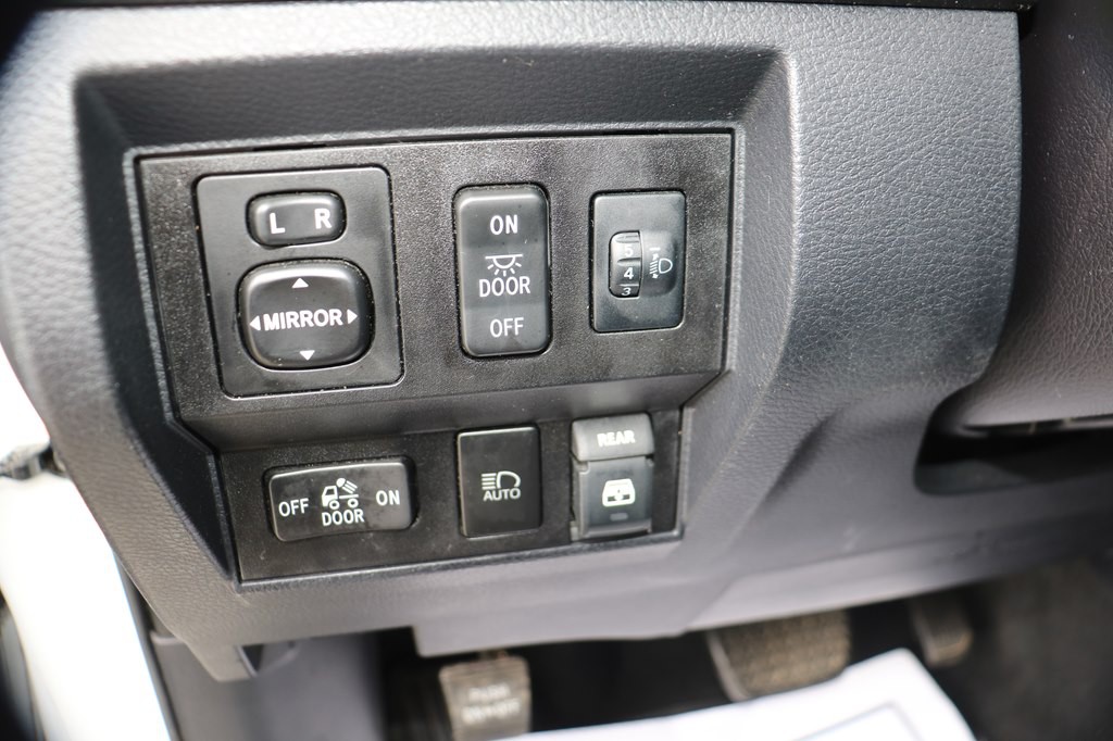 2019 Toyota Tundra Image 18