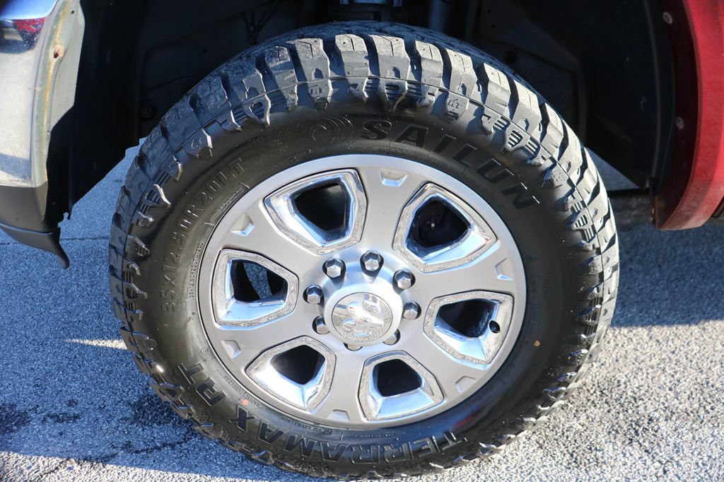 2017 RAM 2500 Image 9