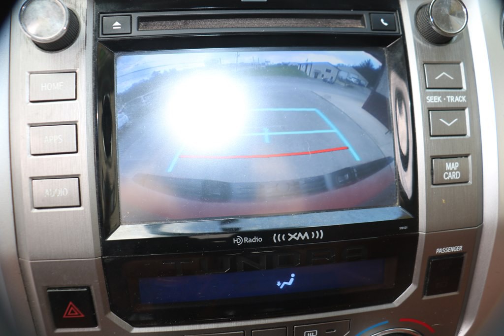 2017 Toyota Tundra Image 18