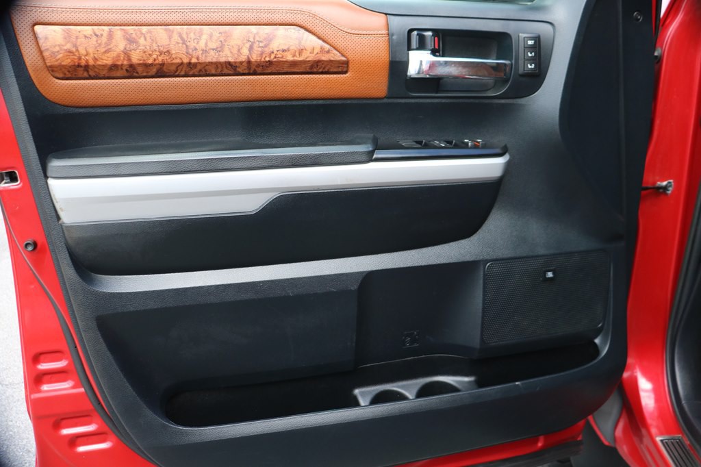 2017 Toyota Tundra Image 19