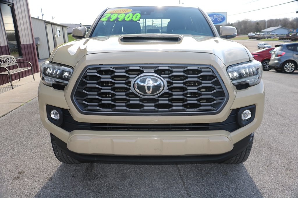 2020 Toyota Tacoma Image 3