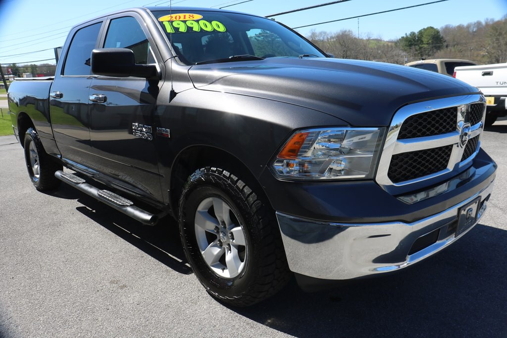 2018 RAM 1500 Image 4
