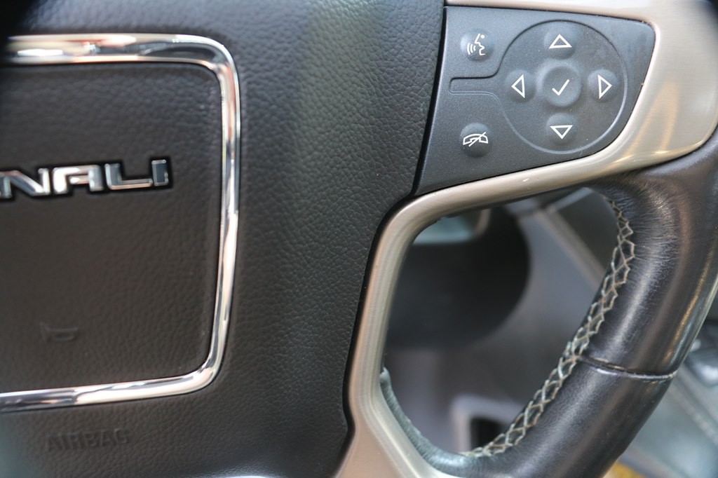 2017 GMC Yukon Image 19