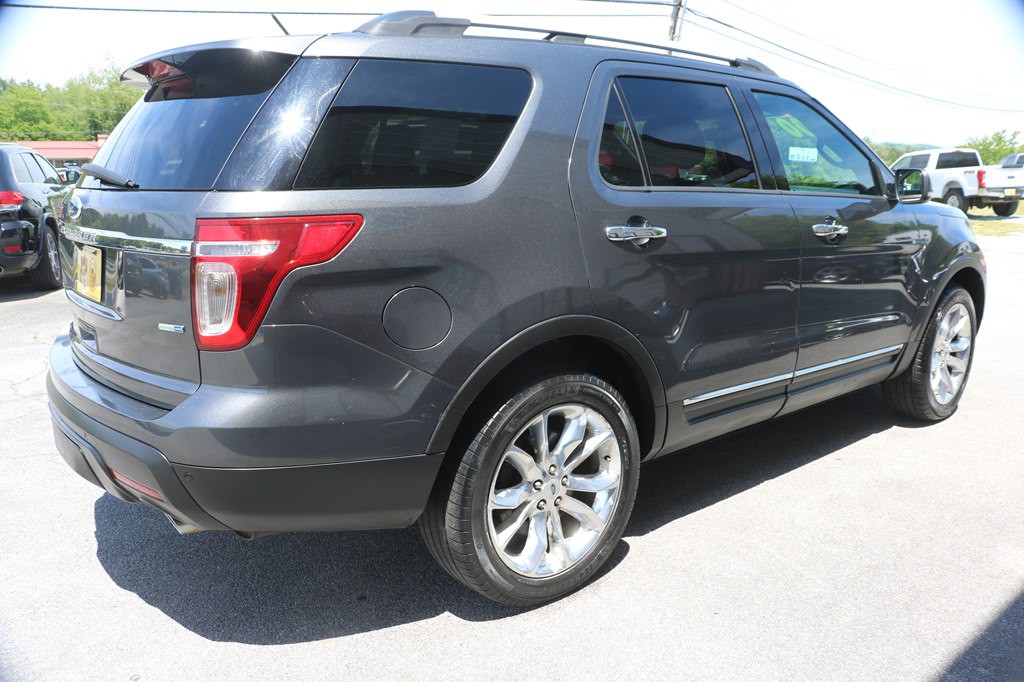 2015 Ford Explorer Image 5