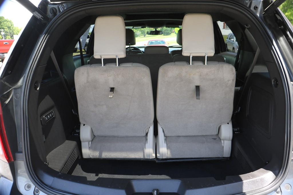 2015 Ford Explorer Image 10