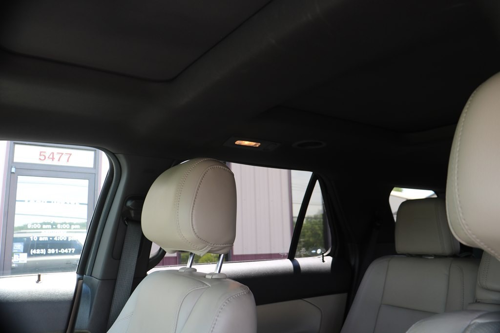 2015 Ford Explorer Image 19