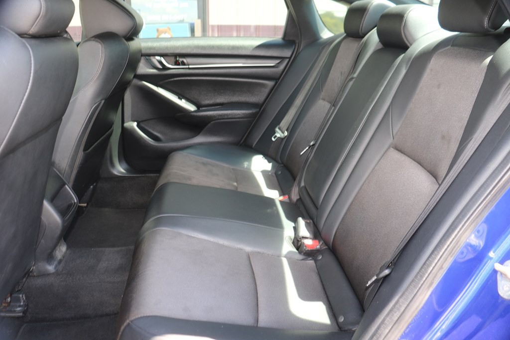 2020 Honda Accord Image 10