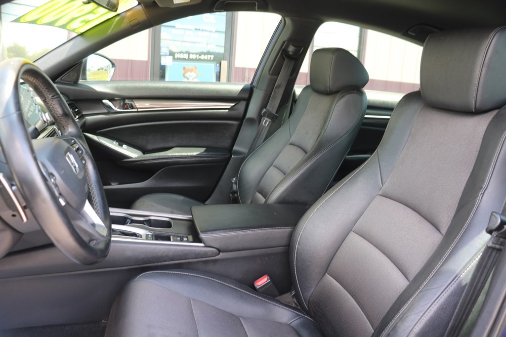 2020 Honda Accord Image 13