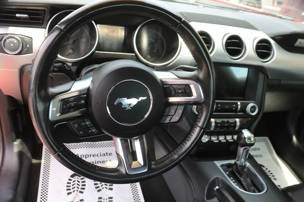 2022 Ford Mustang Image 13