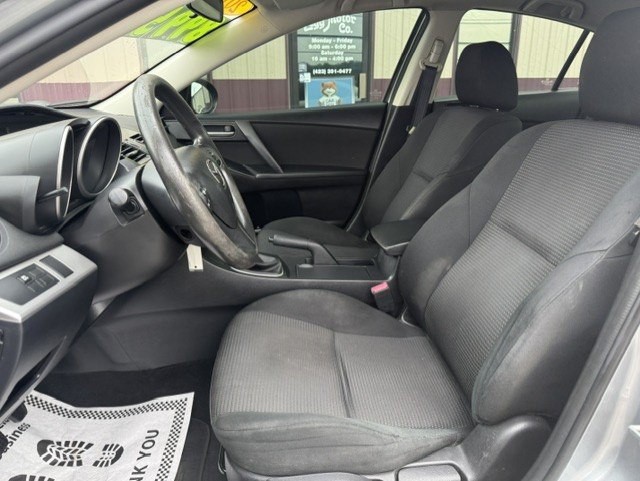 2013 Mazda Mazda3 Image 12