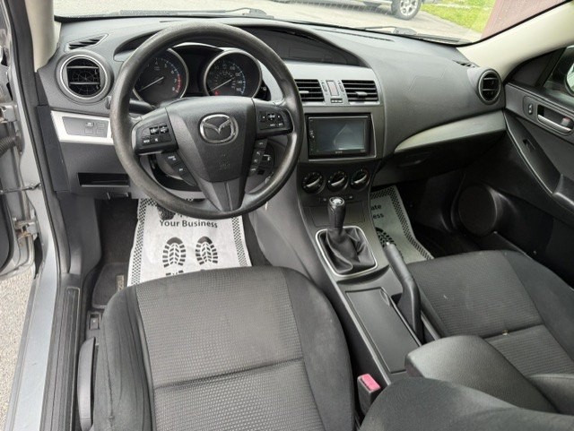 2013 Mazda Mazda3 Image 13