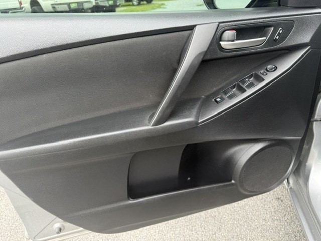 2013 Mazda Mazda3 Image 19