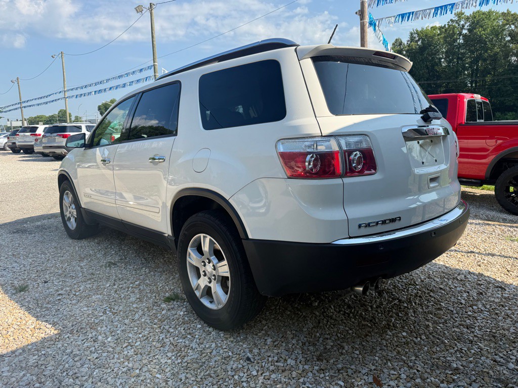 2008 GMC Acadia Image 4