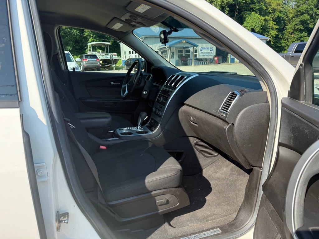 2008 GMC Acadia Image 7