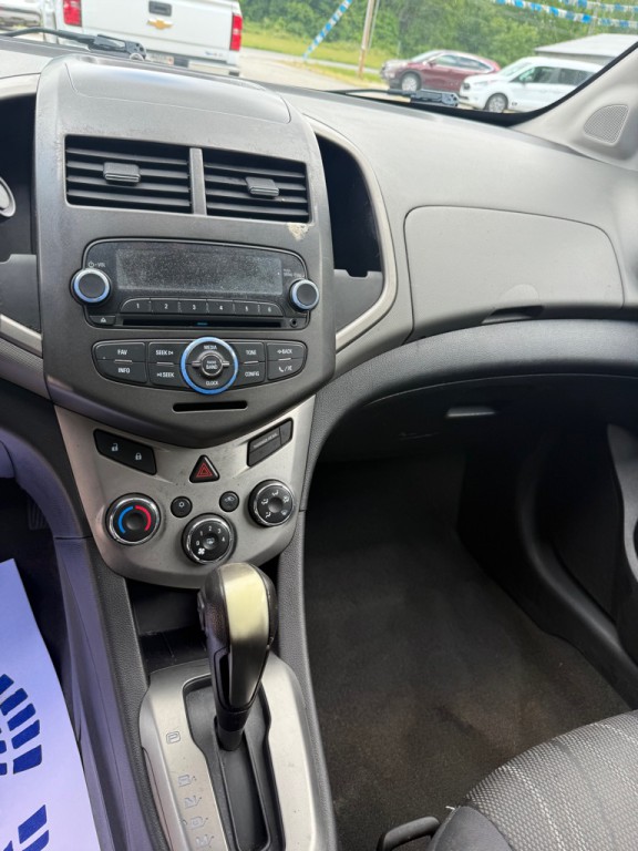 2014 Chevrolet Sonic Image 6