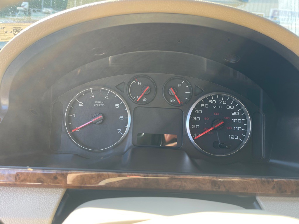 2006 Ford Five Hundred Image 8