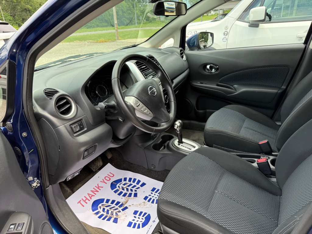 2017 Nissan Versa Image 7