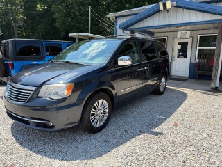 Image for 2013 Chrysler Town & Country Touring L ID: 6692736