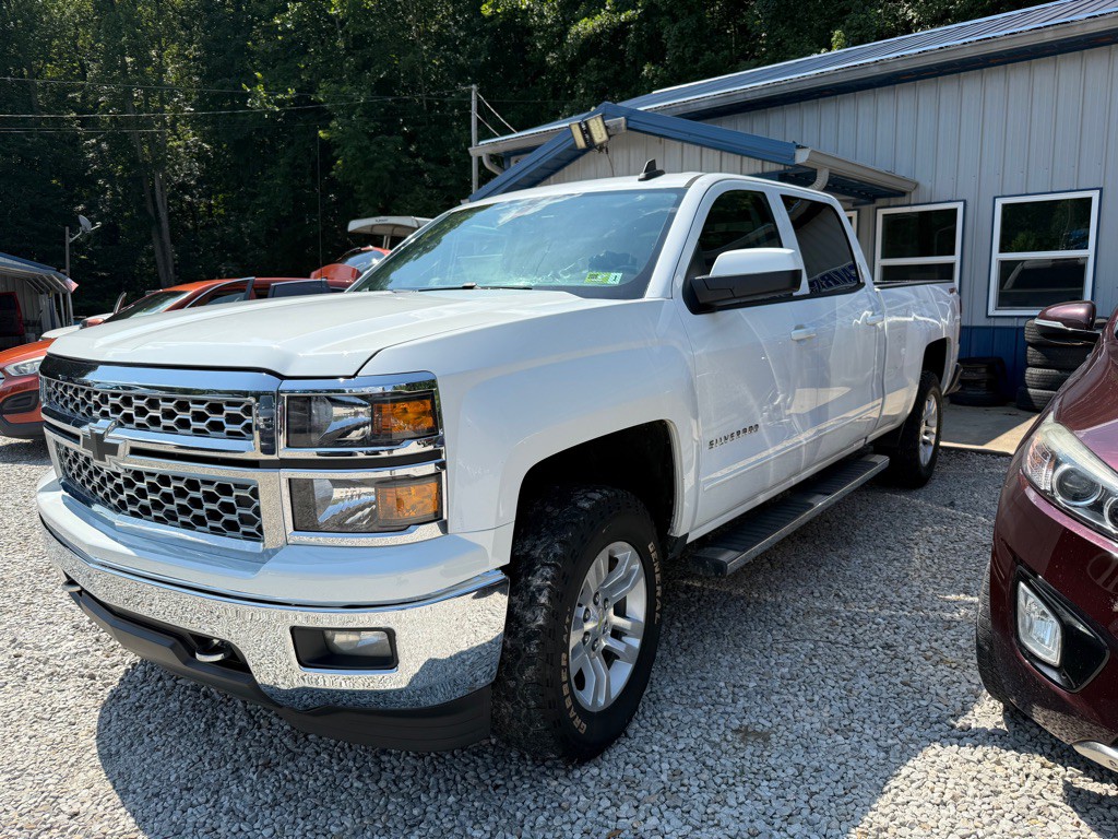 2015 Chevrolet Silverado 1500 Image 2