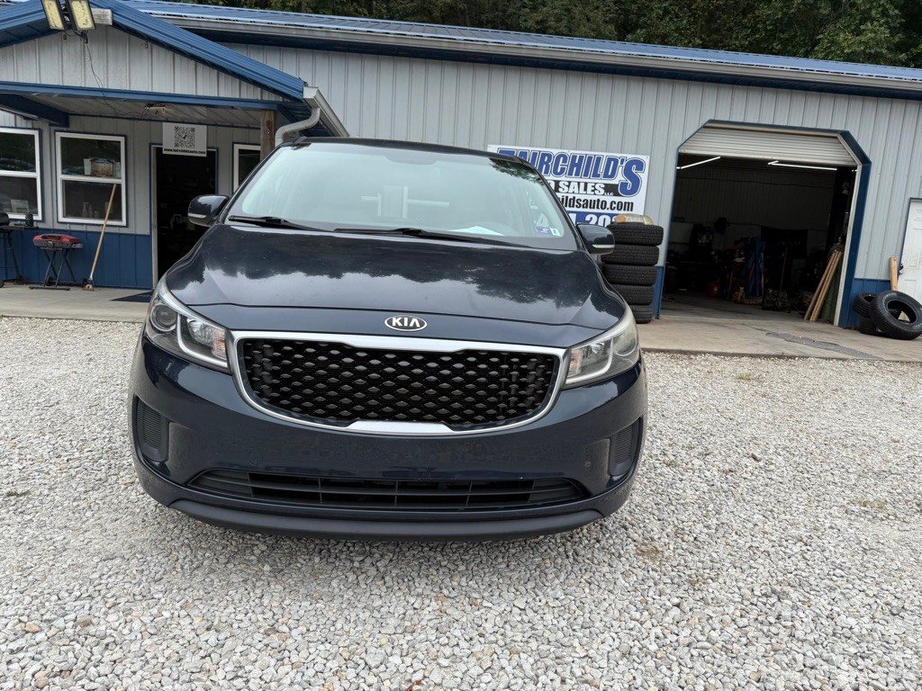 2015 Kia Sedona Image 2