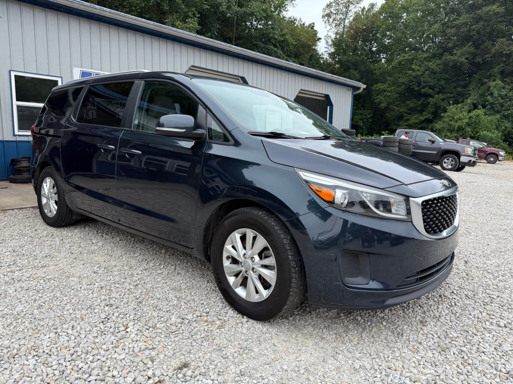 2015 Kia Sedona Image 3