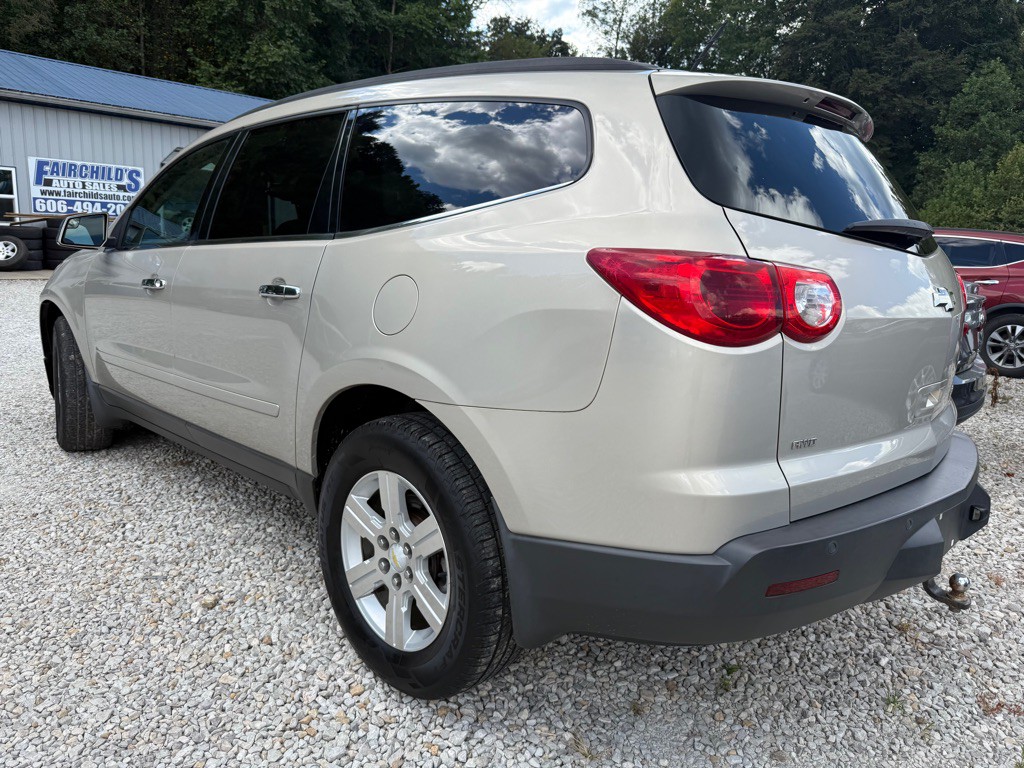 2011 Chevrolet Traverse Image 5
