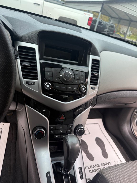 2017 Chevrolet Malibu Image 11