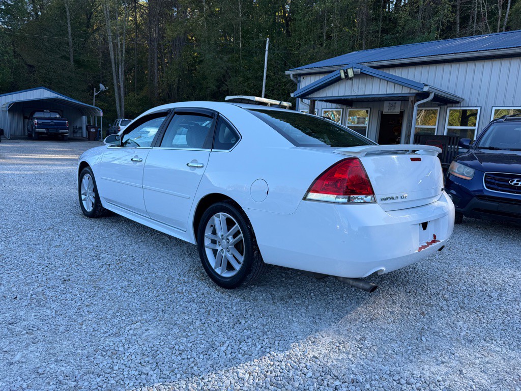 2012 Chevrolet Impala Image 2
