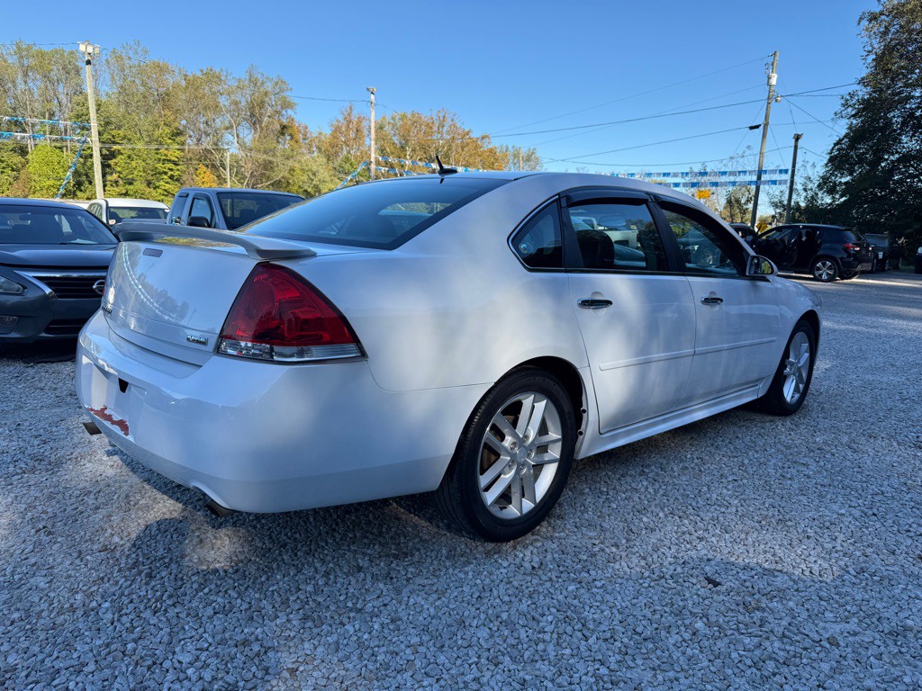 2012 Chevrolet Impala Image 3