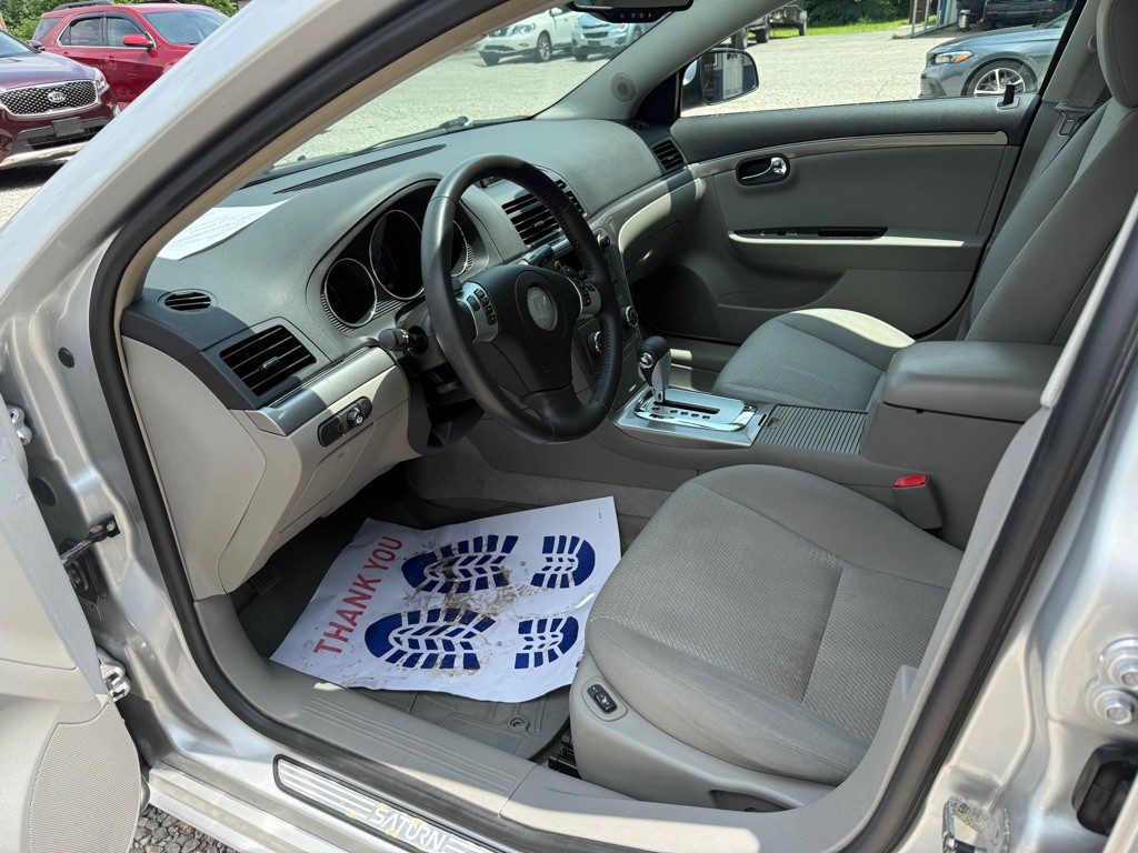 2009 Saturn Aura Image 6