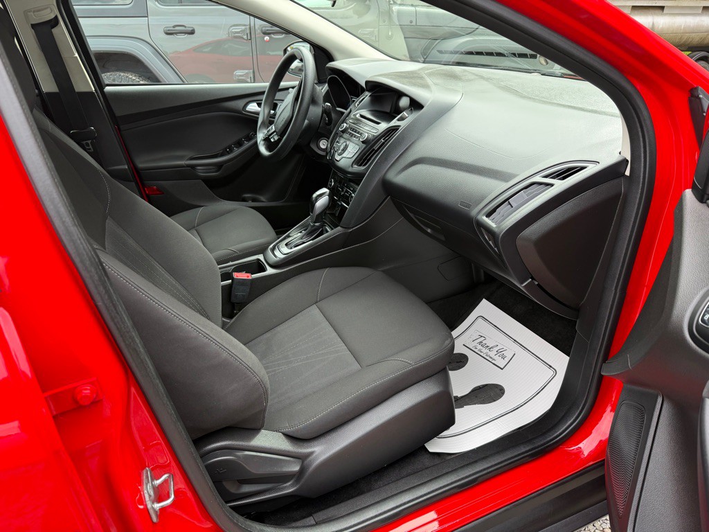 2015 Ford Focus Image 6