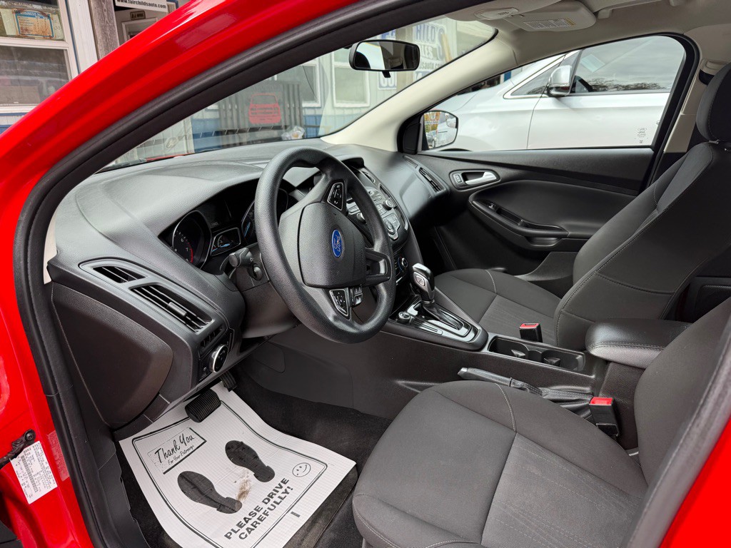 2015 Ford Focus Image 7