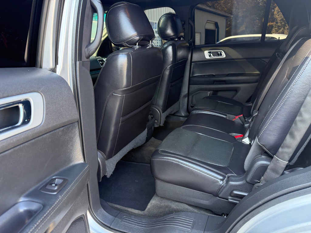 2013 Ford Explorer Image 5