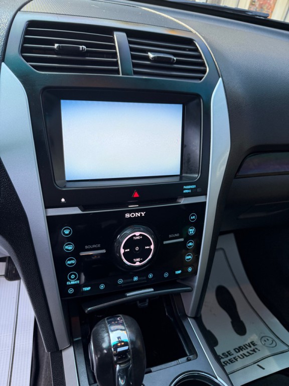 2013 Ford Explorer Image 9