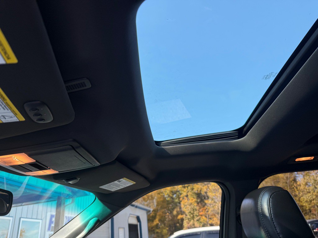 2013 Ford Explorer Image 12